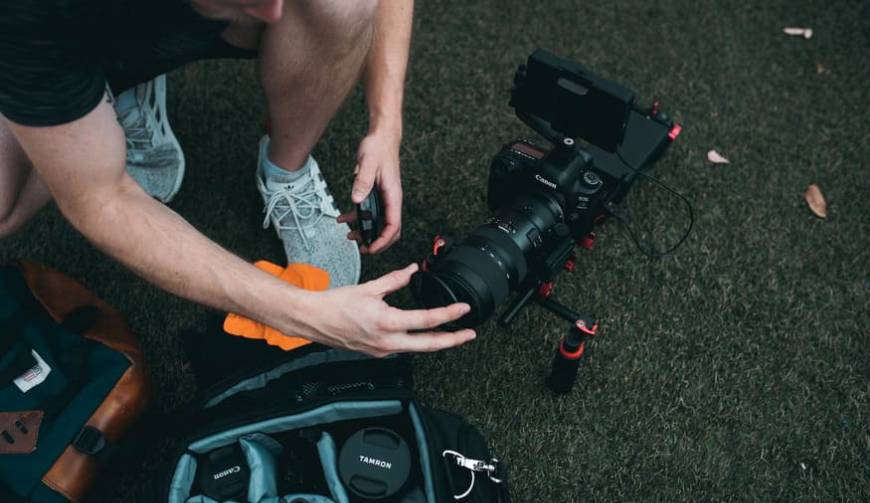 色彩心理学×动态美学，吉利区产品视频拍摄公司唤醒感官冲击力